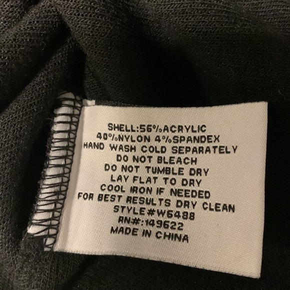 Walter Baker Black Rib Knit V-Neck Top XS Collar Capsule Wardrobe Minimalist - Picture 10 of 11